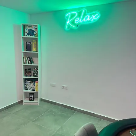 Golden Dunes Shakespeare Sustainable Energy Villa *